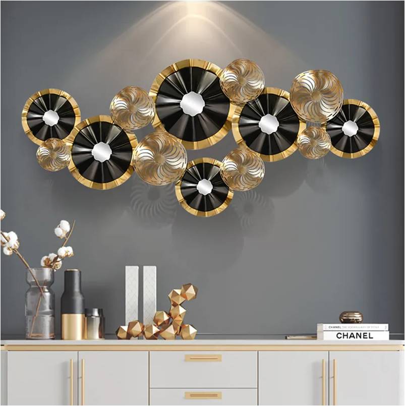 Luxurious CASCADE MI Metal Wall Art