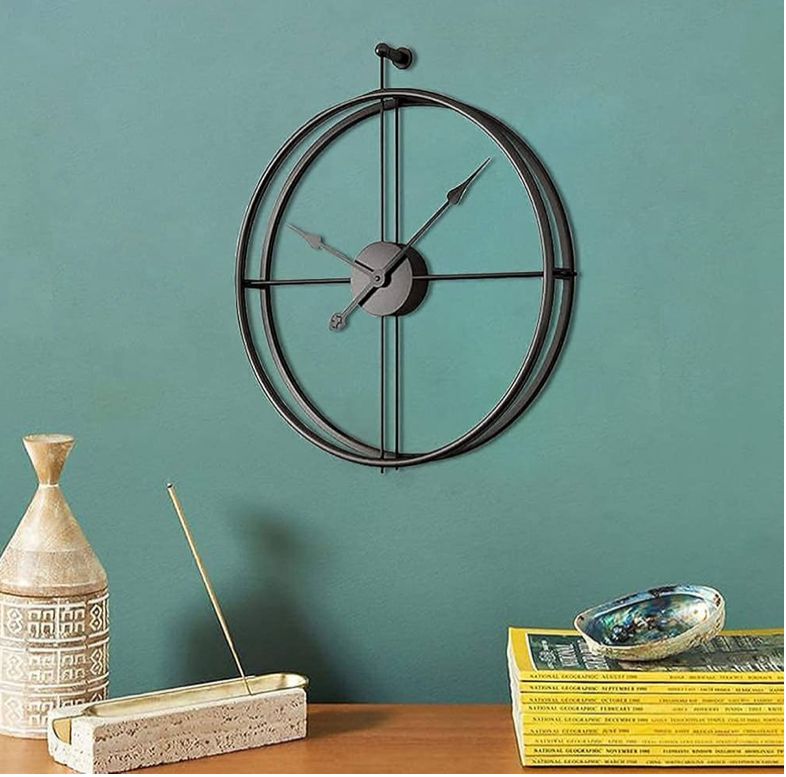 Luxurious GLOBULAR MI Wall Clock