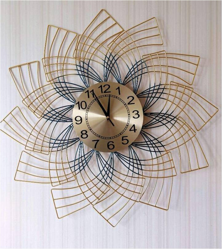 Luxurious CHRONOVA MI Metal Wall Clock