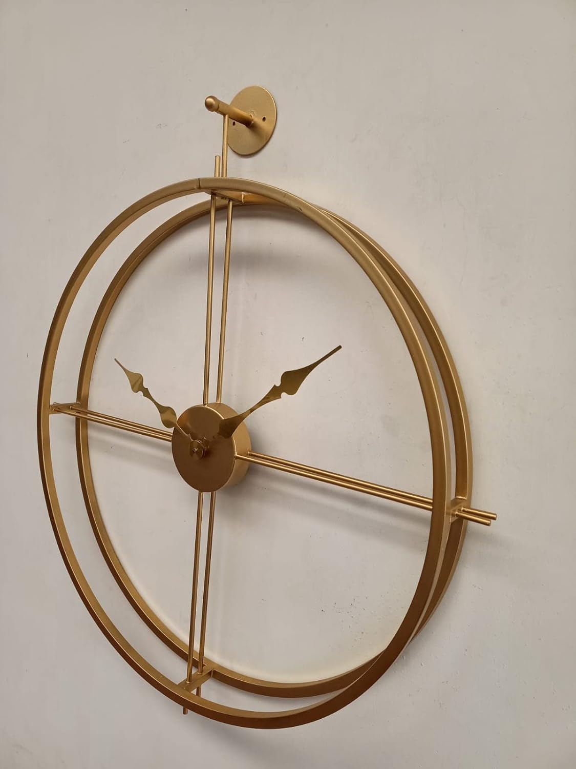 Luxurious ORBITRA MI Metal Wall Clock
